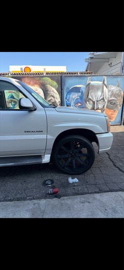 2003 Cadillac Escalade