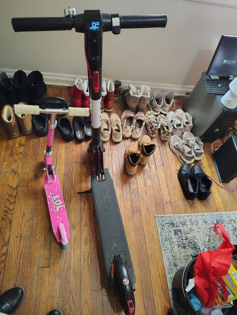 Gothrax Electric Scooter