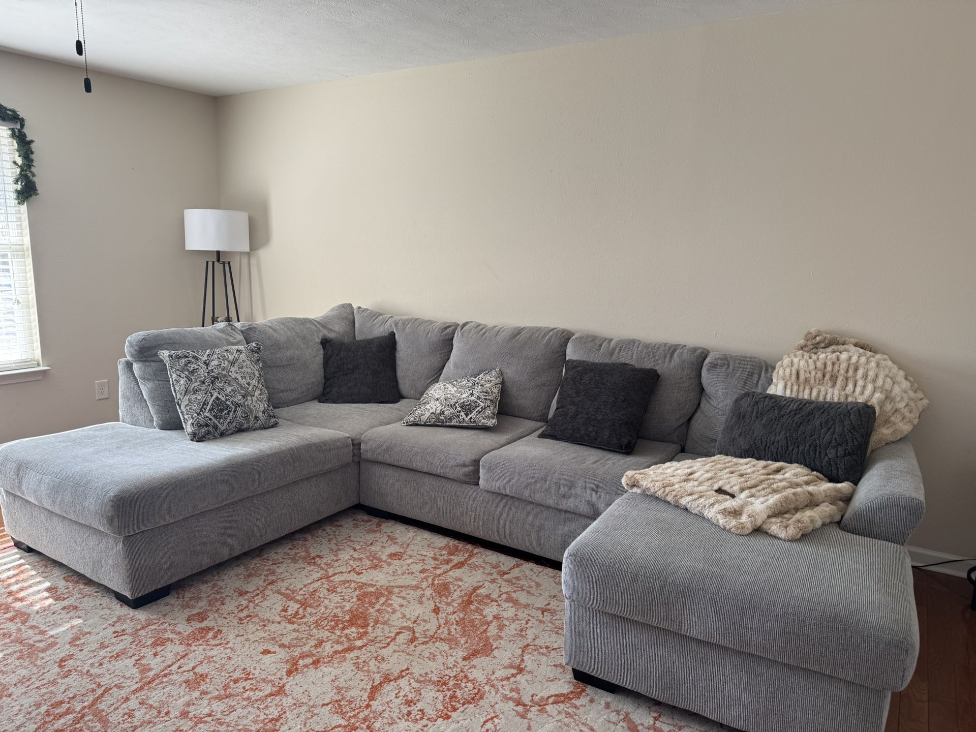 Sectionals ,tv ,tv Stand.