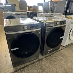 Samsung 4.5 Cu Ft Large Capacity Smart Front Load Washer With Super Speed Wash In Platinum 