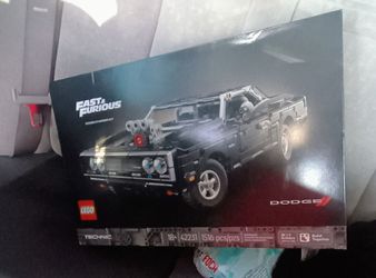 LEGO Technic Fast & Furious Dodge Charger R/T 42231