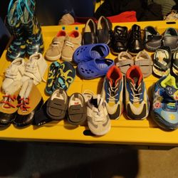 Shoes & Sneakers 