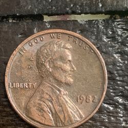 1982  No Mint Mark Smalldate  Vintage Error Penny $200 OBO