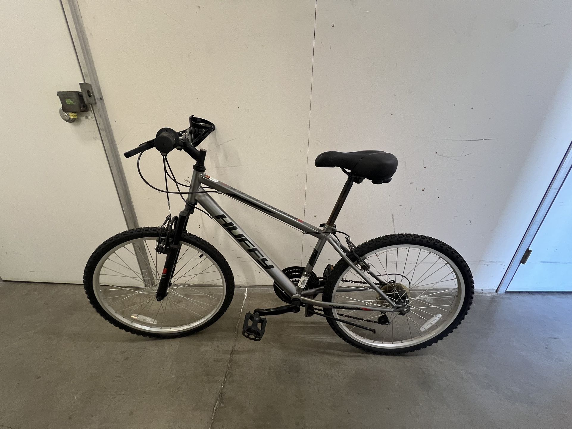 Huffy 24" Rock Creek Mountain Bike, Fits Riders 4'8" - 5'8"