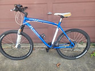 Specialized Hardrock Mountain Bike