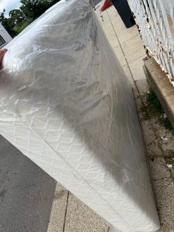Free Clean Mattress