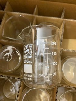 Globe Glass 250ml Griffin Style Glass Beaker - Case of 12