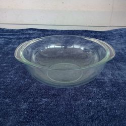 Pyrex Casserole Dish 024 2 QT  Clear Glass Design DISH ONLY