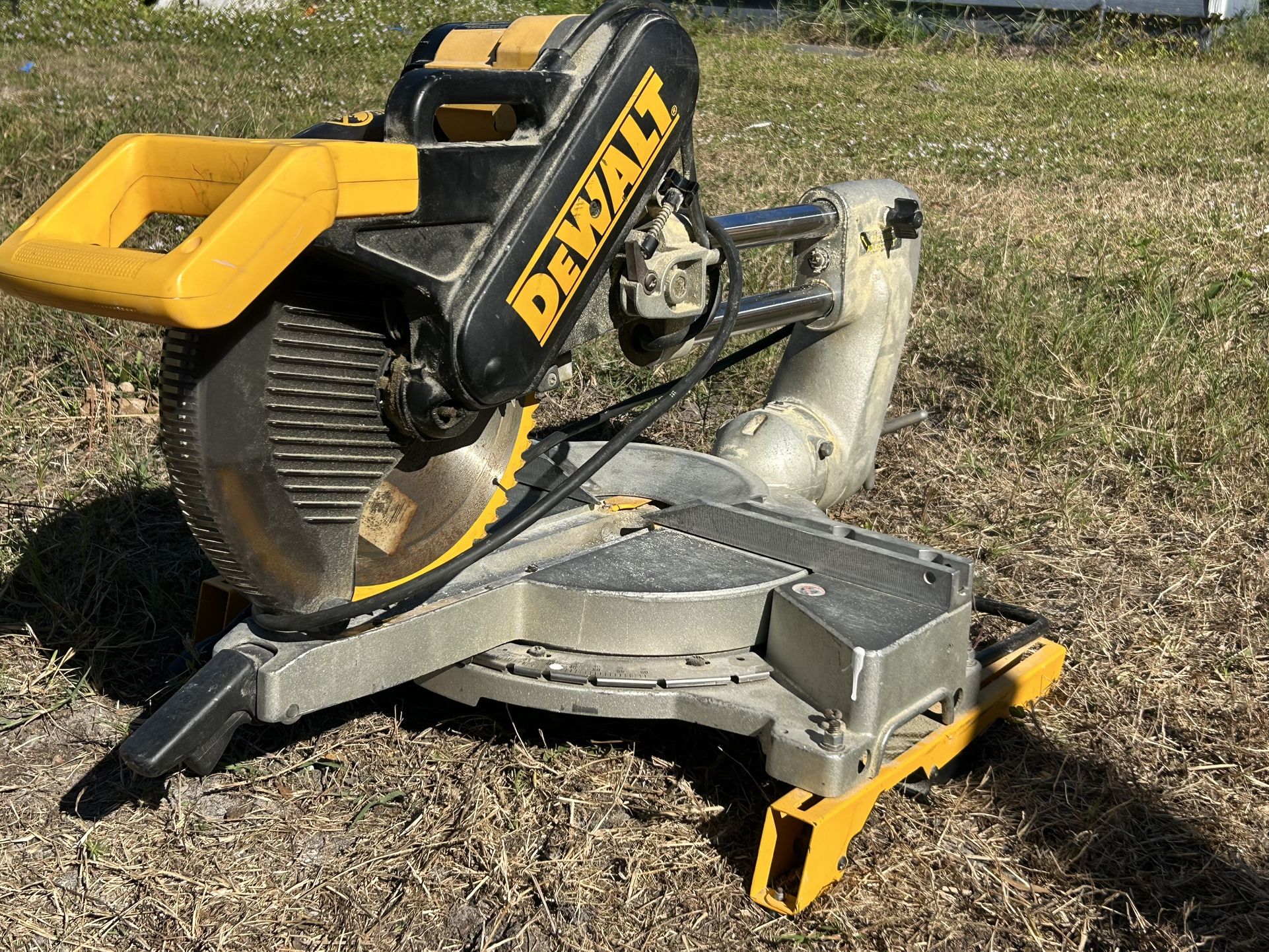 Dewalt Sliding Miter Saw