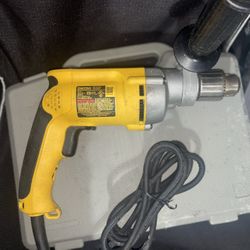 DEWALT Corded Drill, 7.8-Amp, 1/2-Inch, Variable Speed Reversible (DW235G)