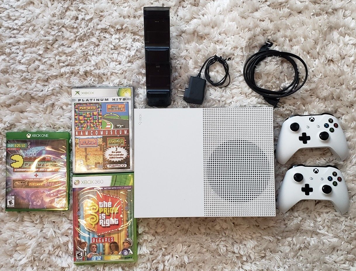 XBOX ONE S 500GB BUNDLE