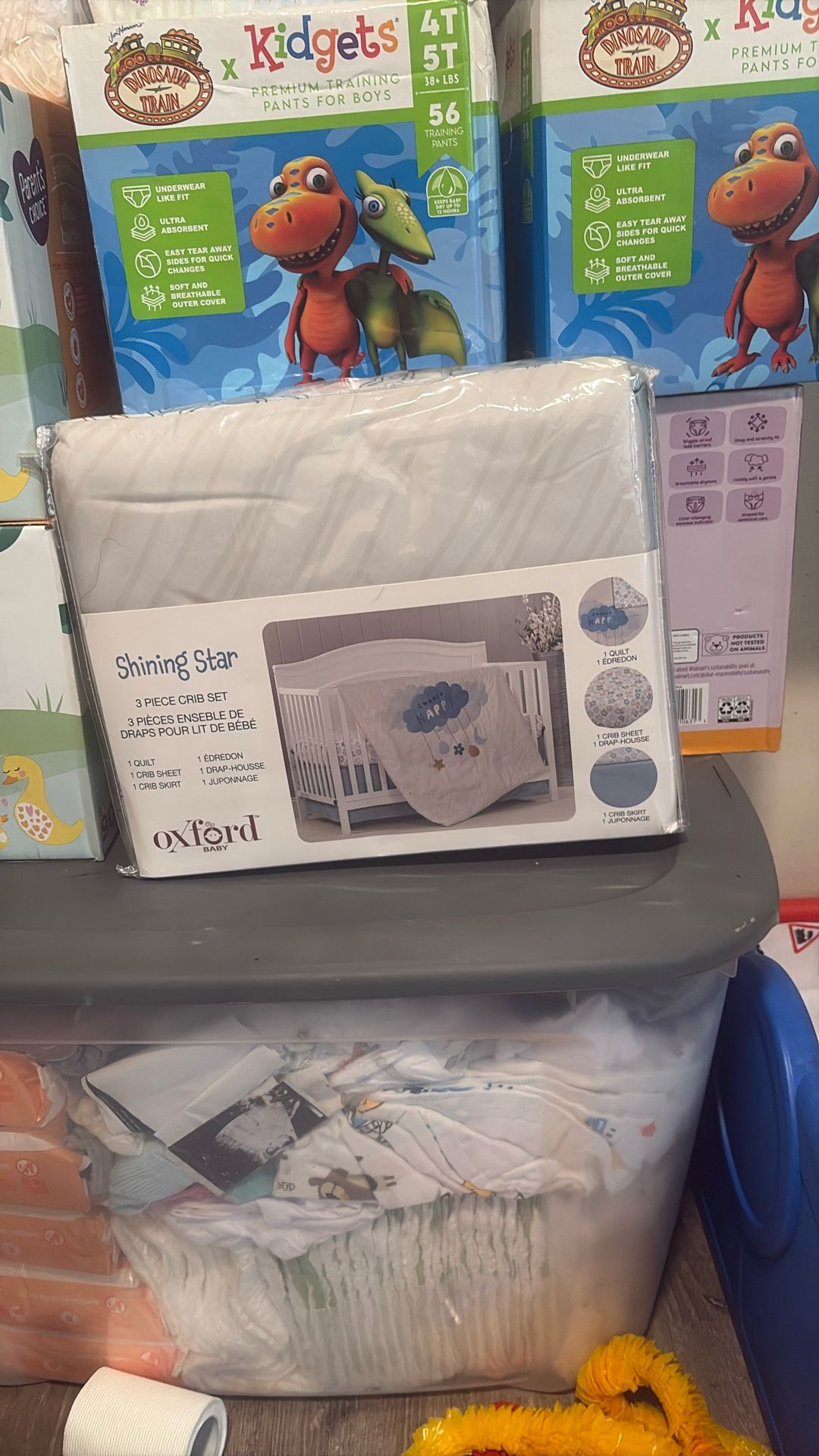 Crib Comforter Set