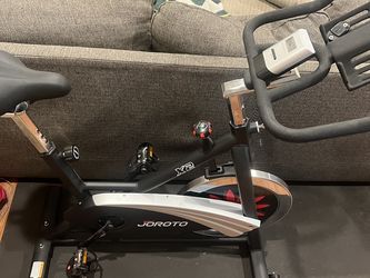 Joroto X2 With Wahoo Cadence Monitor