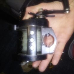 P338-f Newell Fishingrod