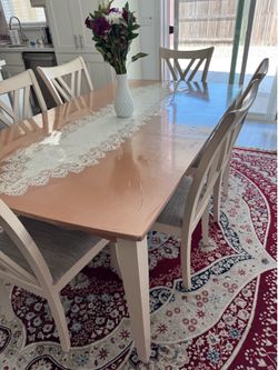 Dinning Table for 6 people