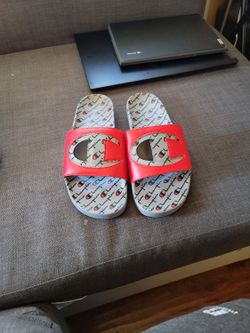 Champs Slippers