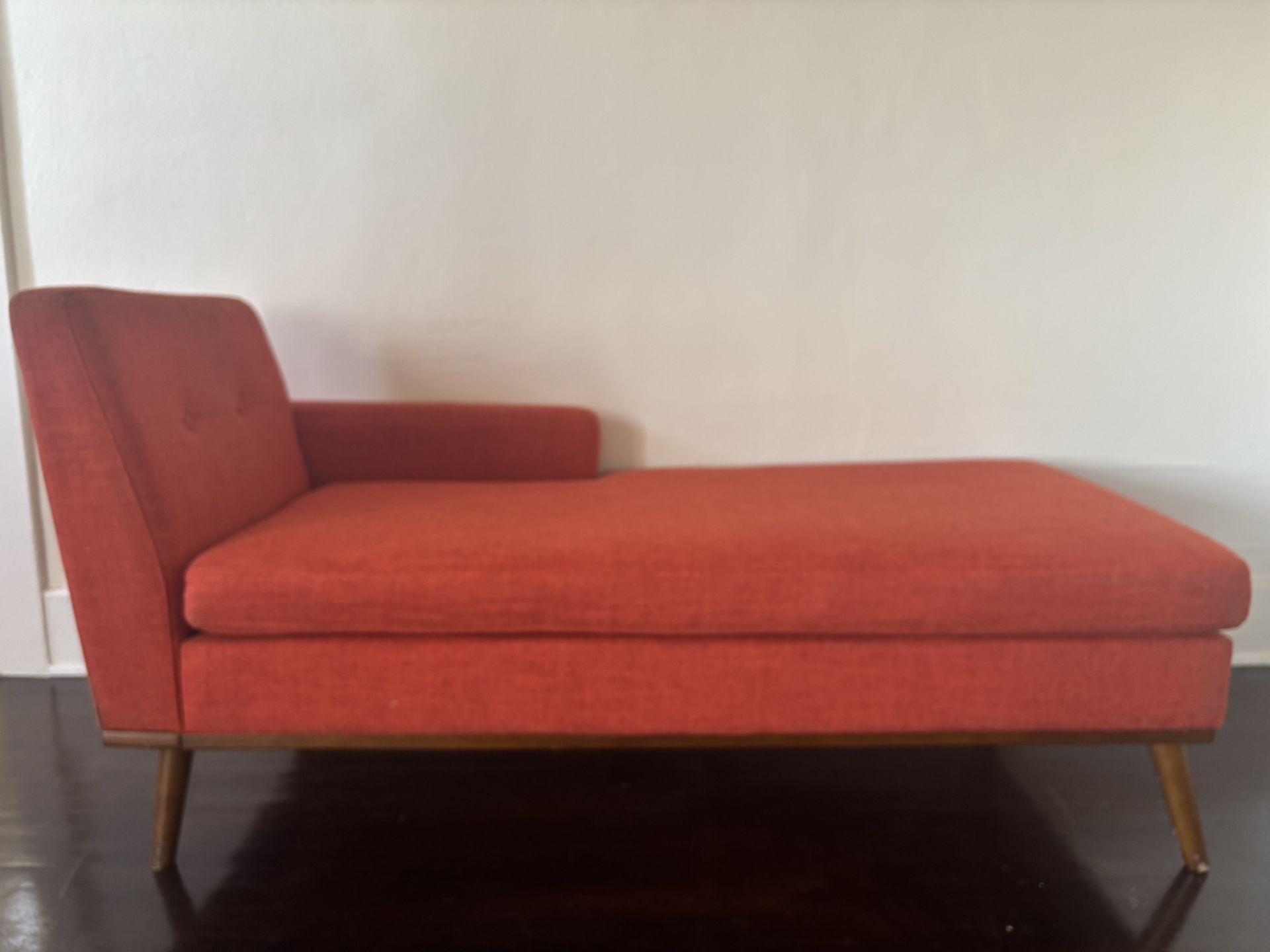 Mid Century Style Chaise Lounge Couch