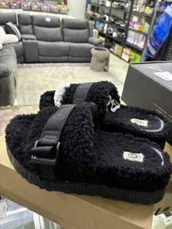 UGG Fluffita Black Slides