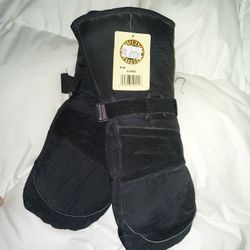 XL SNOW MOBILE  MITTENS BRAND NEW