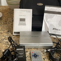 Polaroids PRV-0700 DVD player tested working