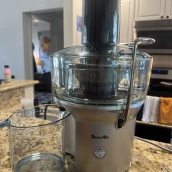 Breville Juicer