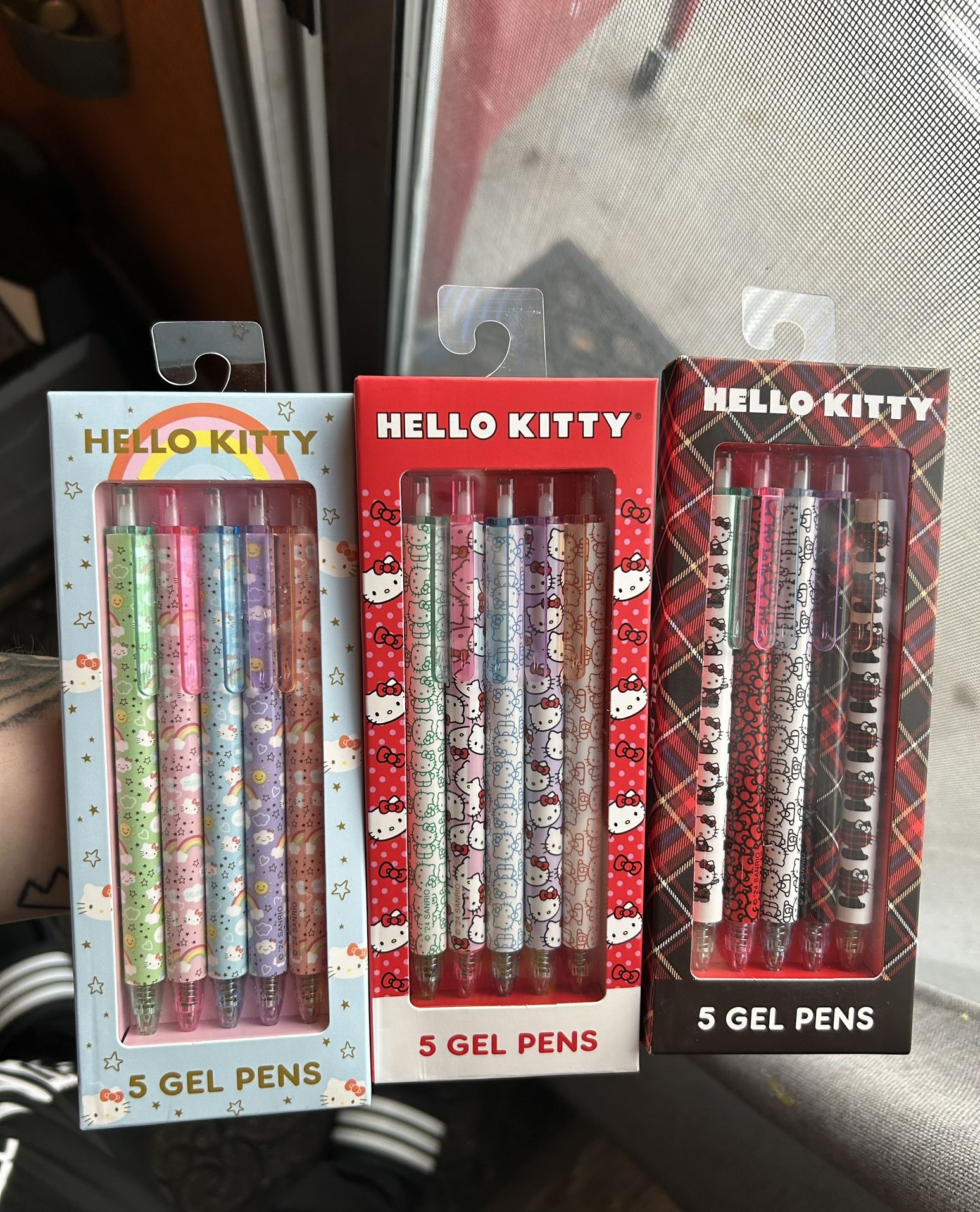 hello kitty gel pens ✨ PICK UP IN GRANADA HILLS
