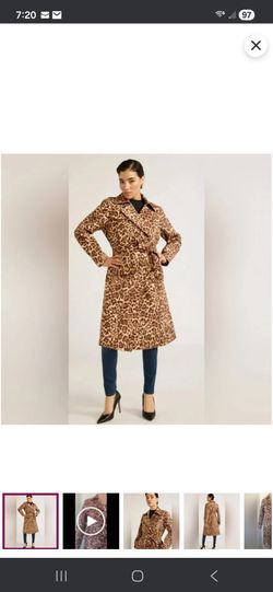 Sofia Vergara Trench Coat