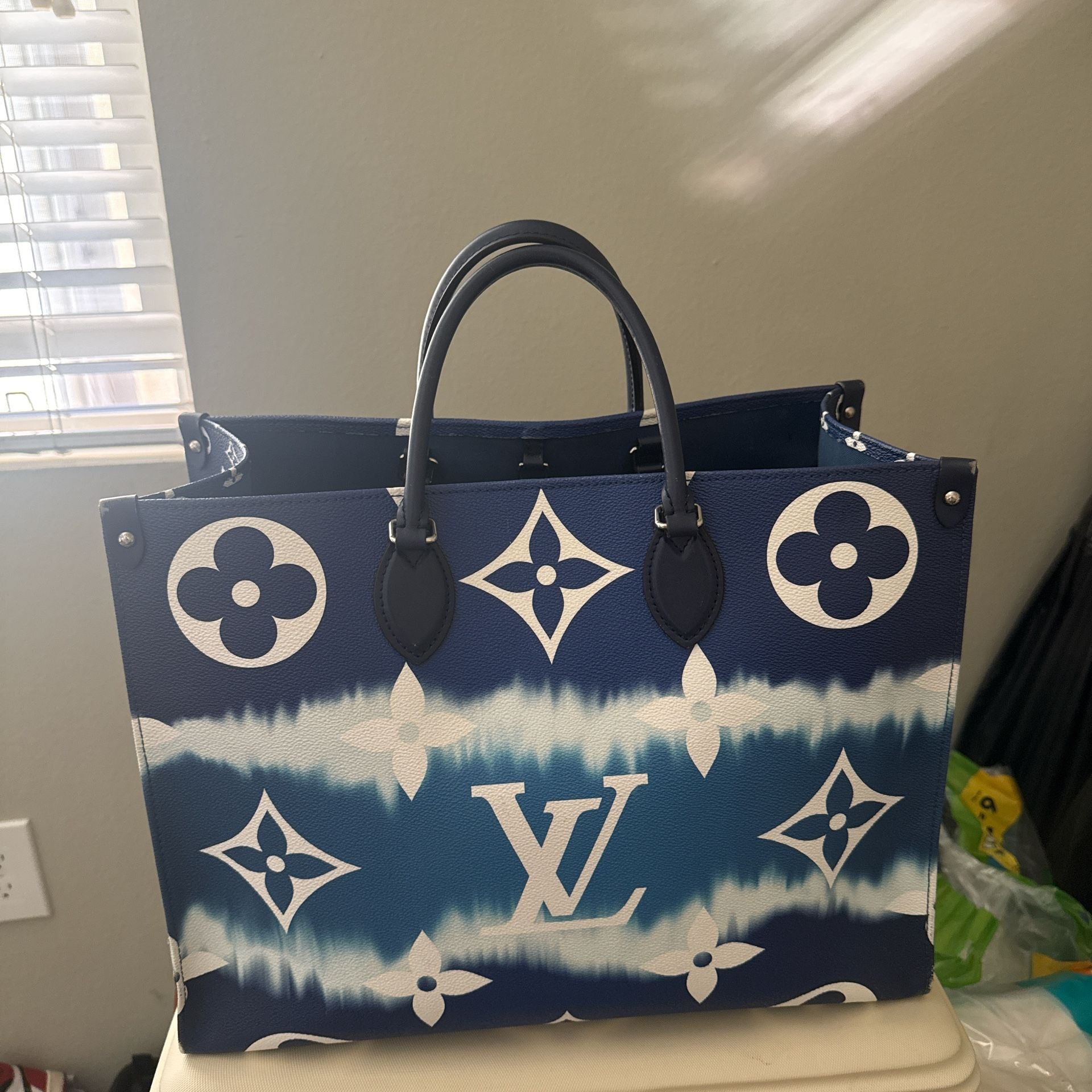 LV Bag Louis Vuitton