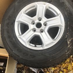 Set Of 5 OEM 17” Jeep Rims