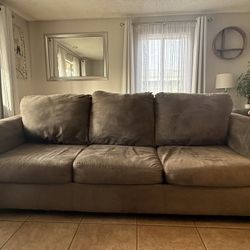 Free Couch 