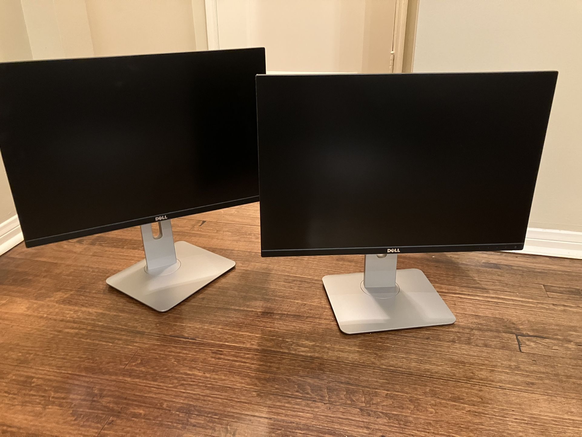 Dell Monitors - Very Good Condition