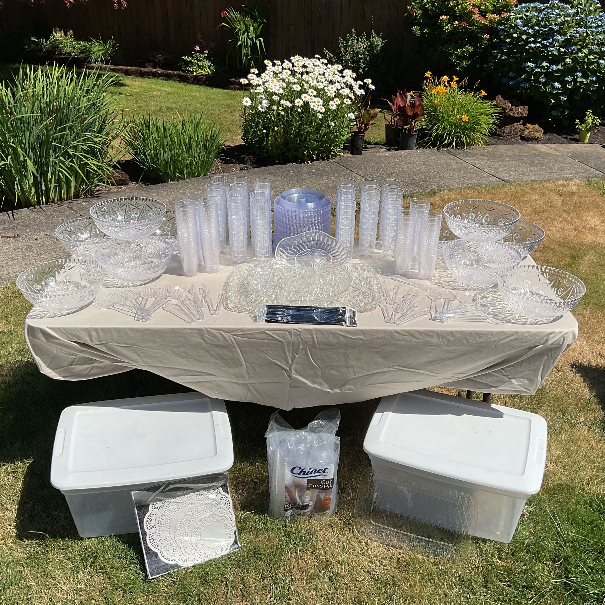 Wedding / Party Supplies