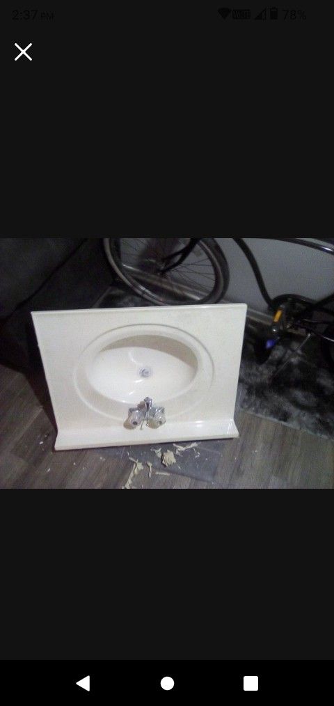 Bathroom Sink 
