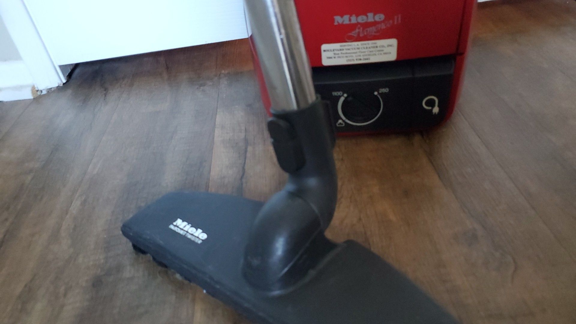 Miele flamenco 2 vacuum for Sale in San Diego, CA OfferUp