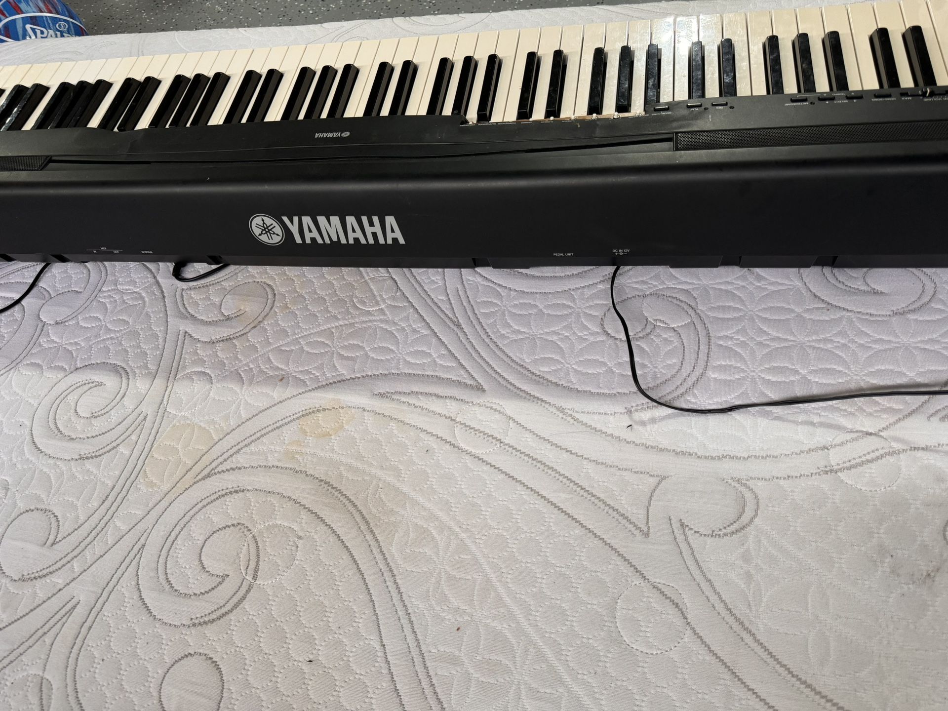 YAMAHA Digital Piano P-85