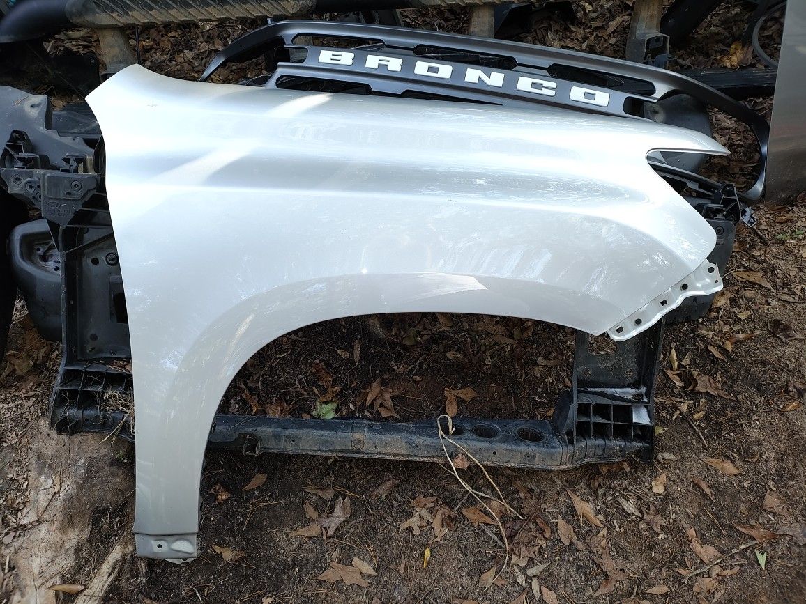 Right Hand Fender For A 2019 Lexus GX 460 OEM Part Silver In Color