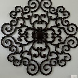 Metal Scroll Medallion 