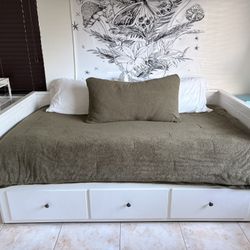 IKEA DAY BED - WHITE