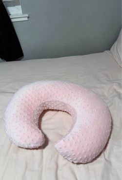 Breastfeeding pillow