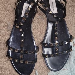 Genuine Valentino Garivanni Rockstar Rubber - Stud Flats