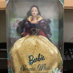 Snow White Barbie Collectible