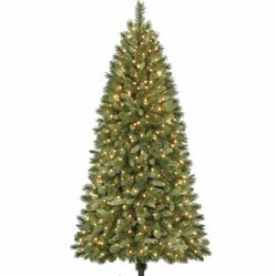 Christmas Tree 7.0ft