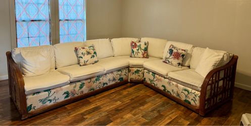 LANE Rattan Sectional Sofa with Floral Upholstery
