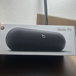 *Brand New Beats Pill 