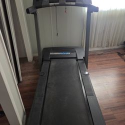 Pro-Form Xp Treadmill 