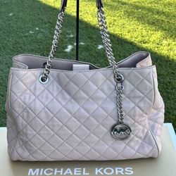 Michael Kors Quilted Lambskin Susannah shoulder bag, used/Bolsa MK usada