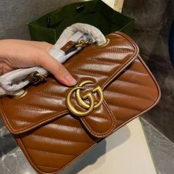 Brown (Caramel) Gucci GG Marmont Leather Shoulder Bag / Crossbody Bag
