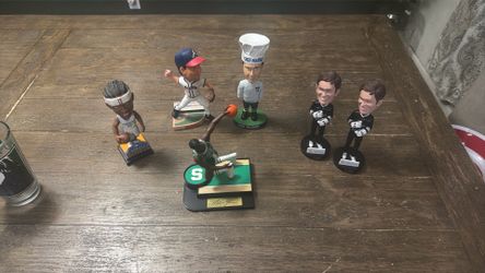 5 Bobbleheads