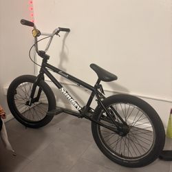 bmx bike its a sunday brand wit 20in wheels nd a u-brake