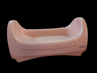Vintage LT doll cradle